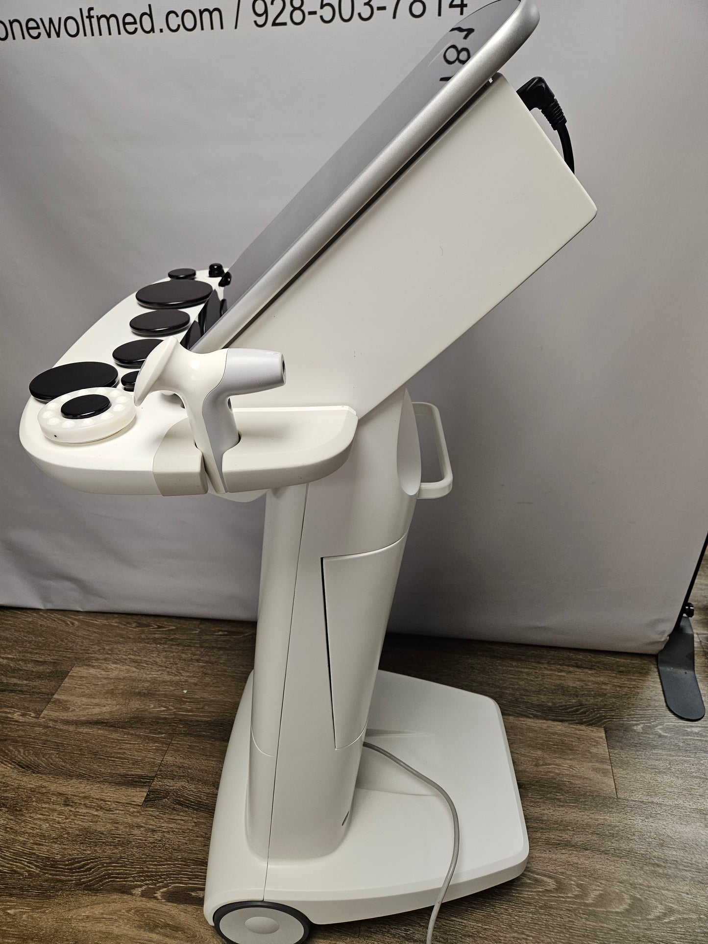 Lumenis NuEra Tight RF Body Contouring Device