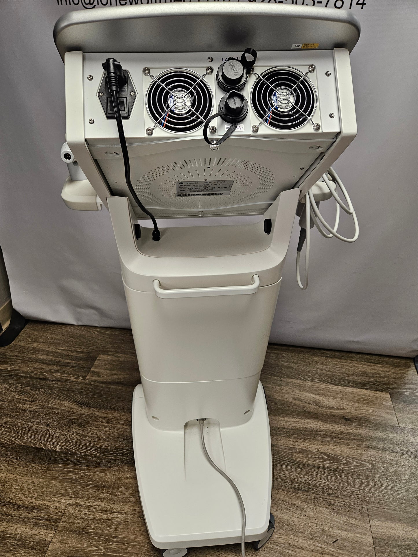 Lumenis NuEra Tight RF Body Contouring Device