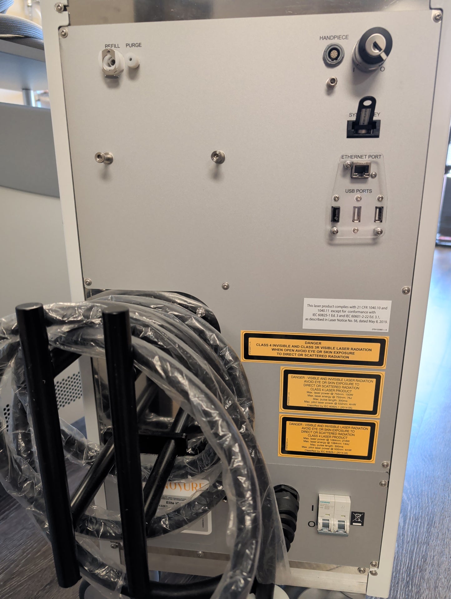 2024 Cynosure Elite iQ w/ Cryo6 Chiller