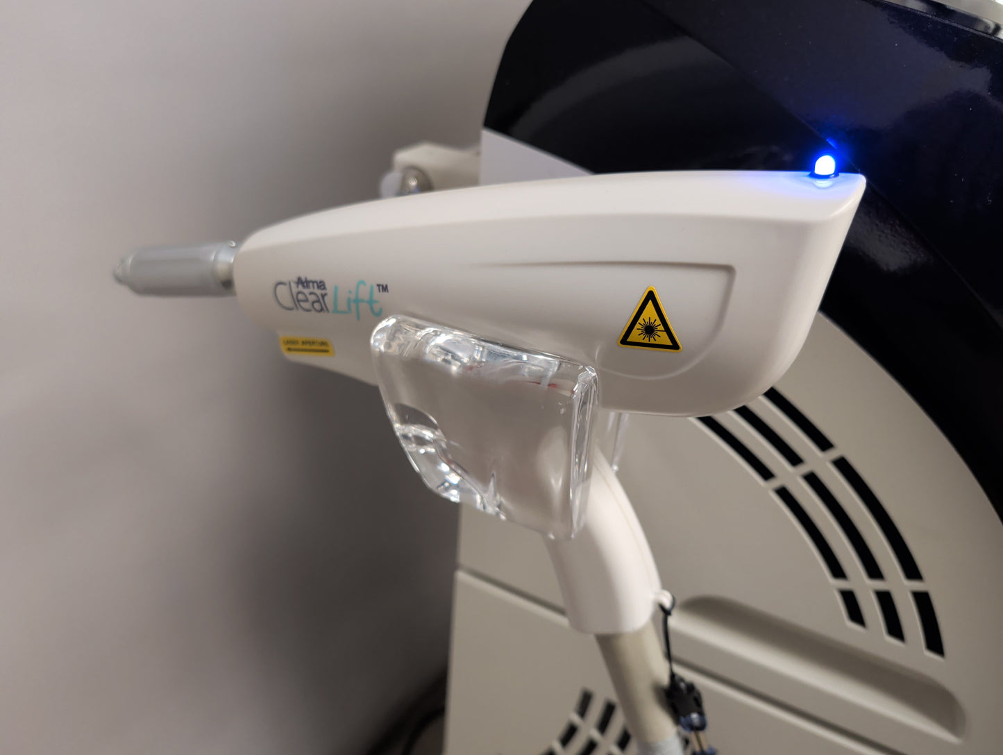 2016 Alma Lasers HARMONY XL PRO with DyeVL, SHRPRO, and Clearlift