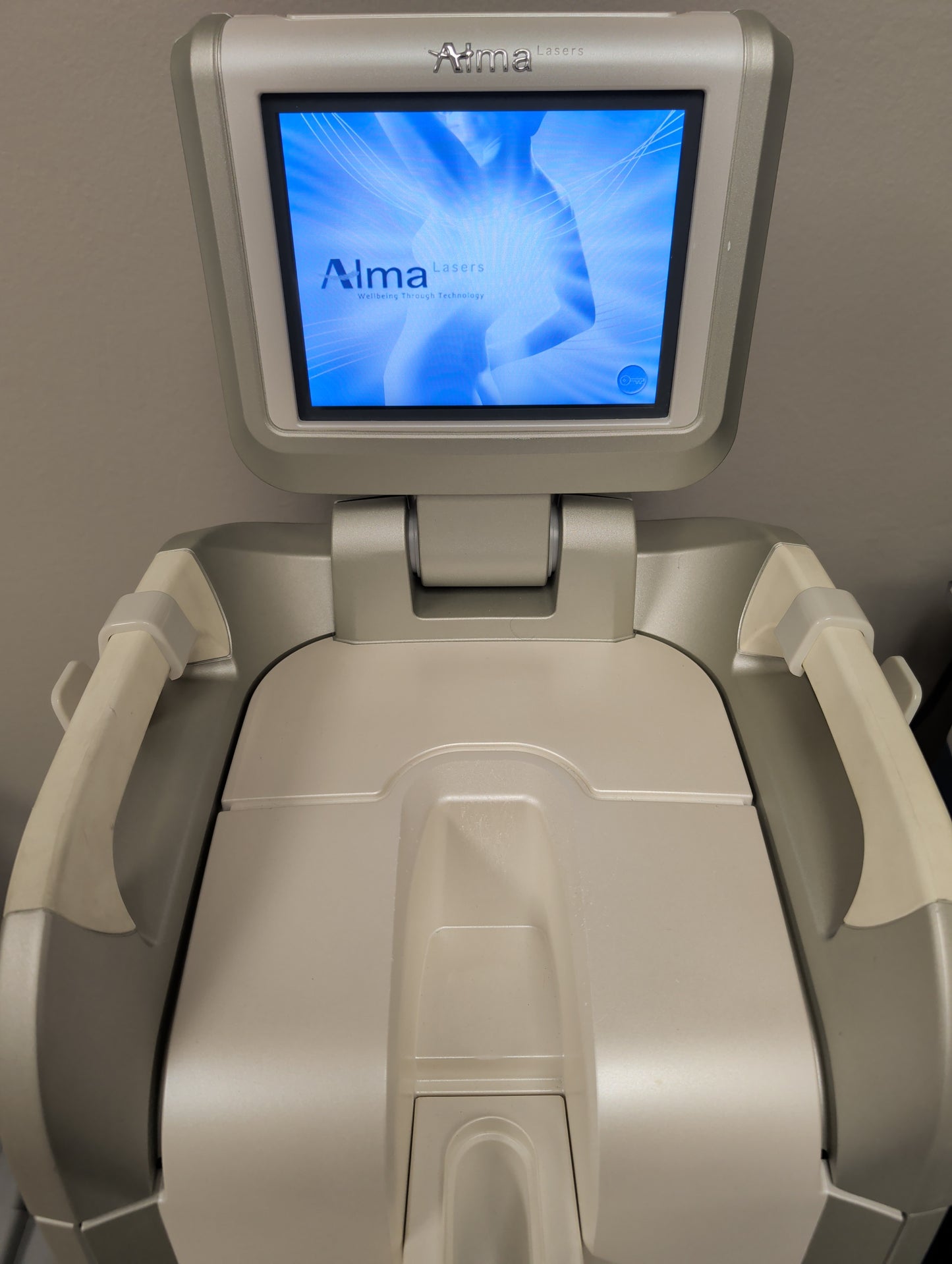 2015 Alma Harmony XL System with SHRPRO, DyeVL Handpeices